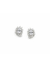925 Sterling Silver Sparkling Floral Stud Earrings