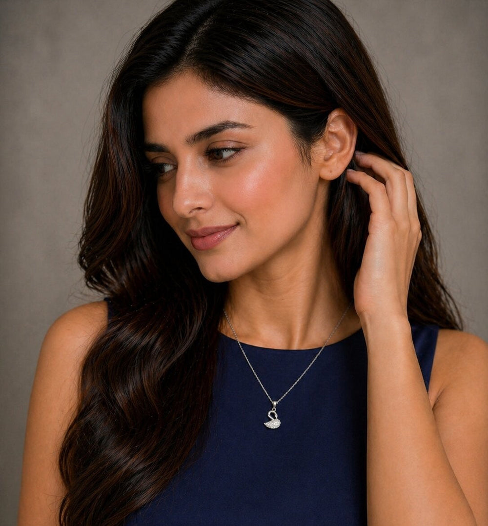 925 silver chain necklace for women with elegant swan pendant