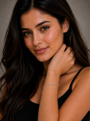 925 silver bracelet for women featuring bezel-set stones and silver chain