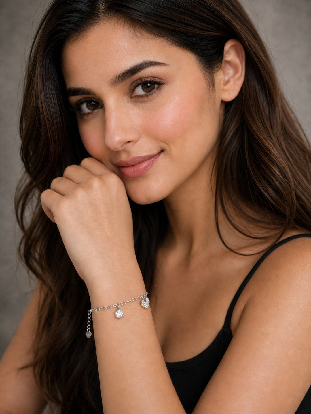 925 silver bracelet for women featuring pavé apple accent and chain