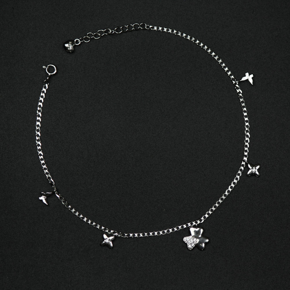 Silver anklet design for women with stylish star charm detailing